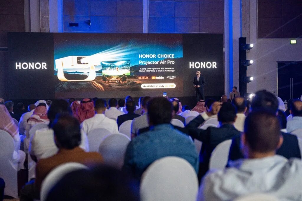 علامة HONOR تعلن عن هاتف HONOR Magic V6 وتطلق “HONOR Business” خلال حدث إطلاق بارز بالرياض