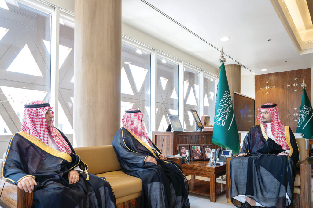 راكان بن سلمان يطّلع على أعمال برنامج “سخاء”